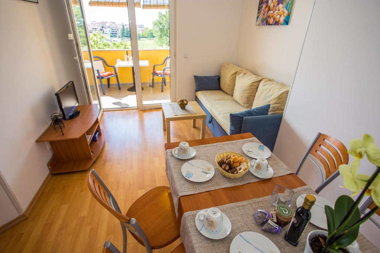 Апартаменты Apartman Vlado Врсар Экстерьер фото