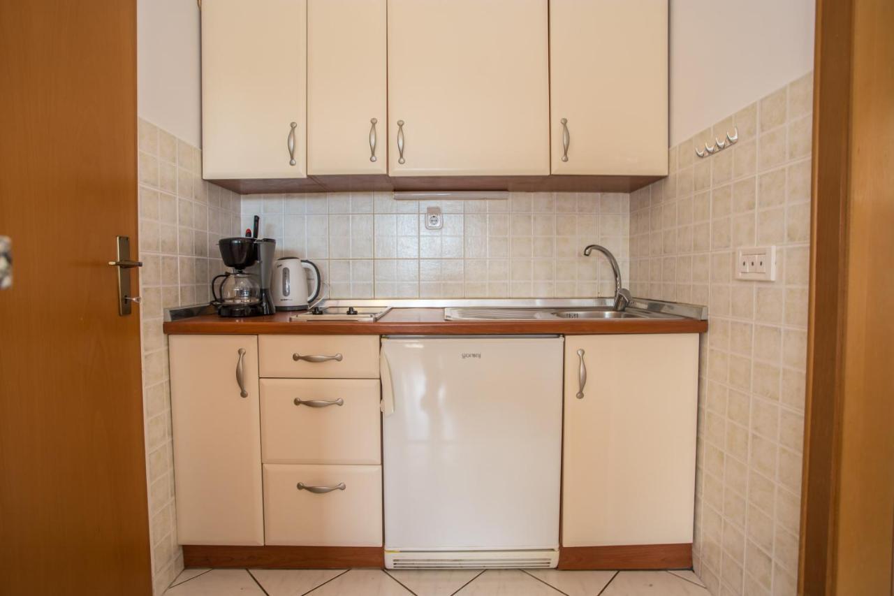 Апартаменты Apartman Vlado Врсар Экстерьер фото